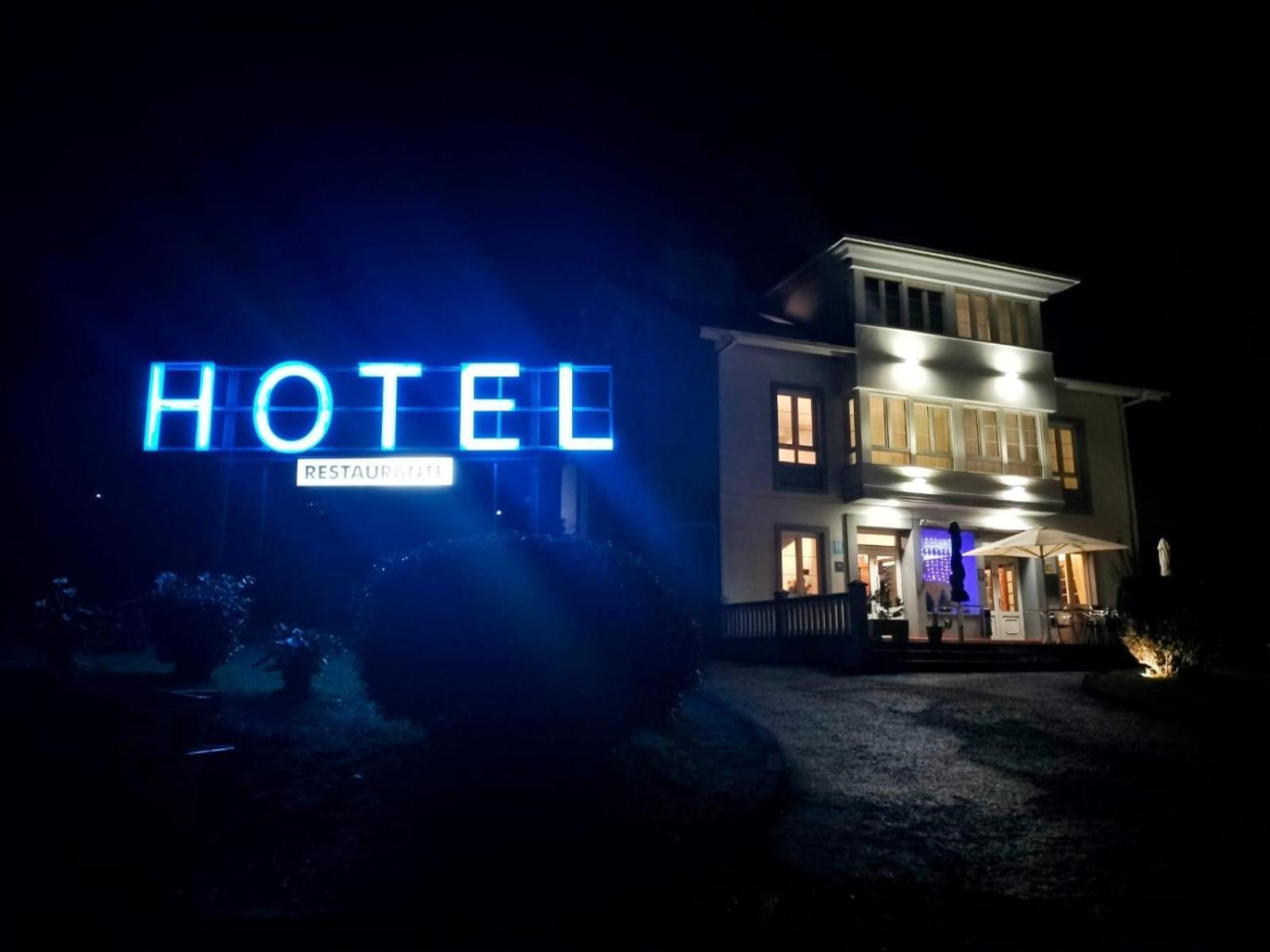 Hotel Capellan นาเวีย ภายนอก รูปภาพ