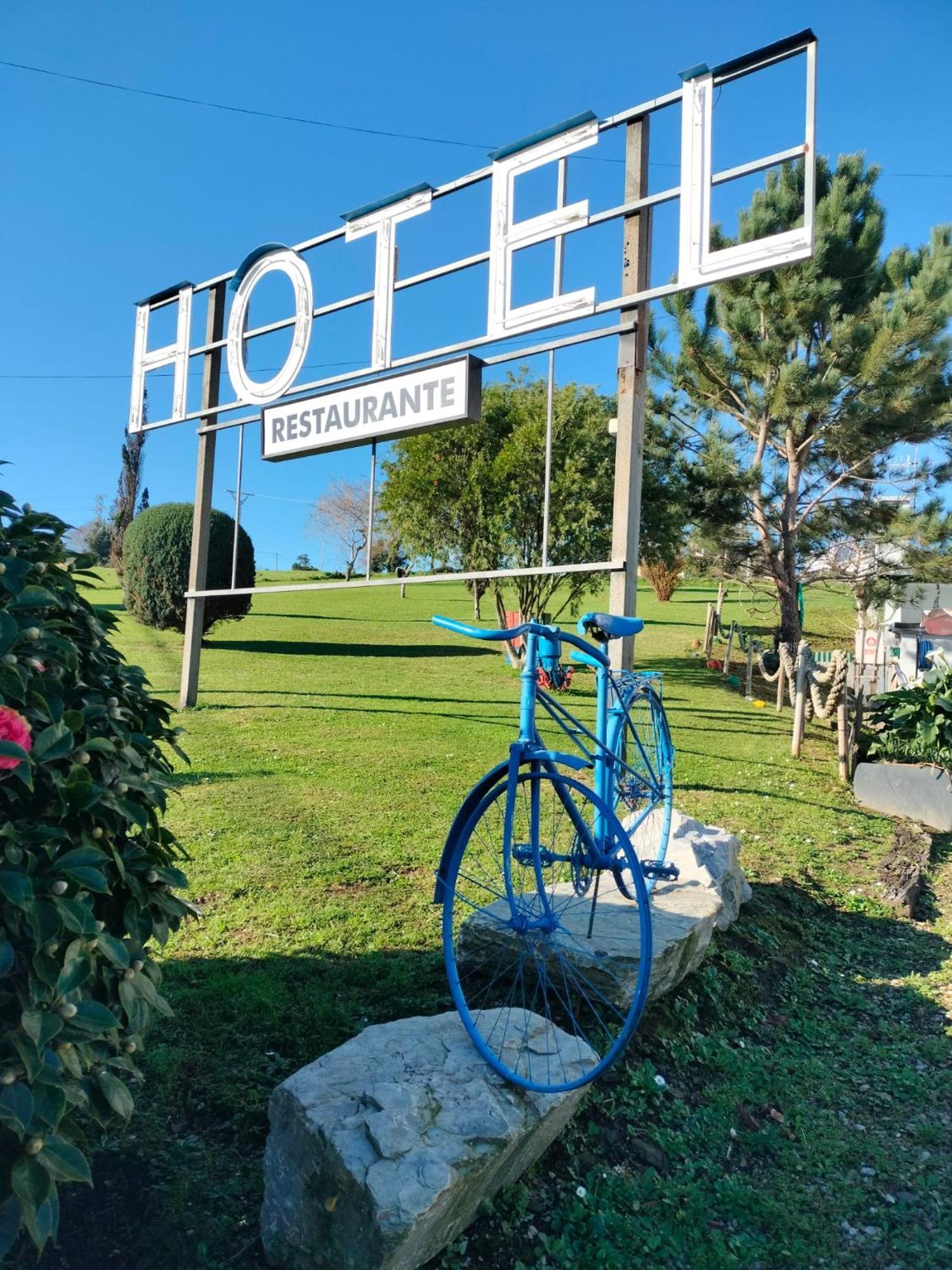 Hotel Capellan นาเวีย ภายนอก รูปภาพ