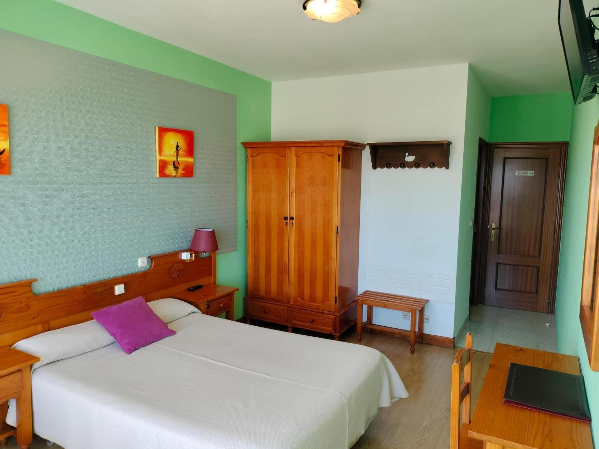 Hotel Capellan นาเวีย ภายนอก รูปภาพ